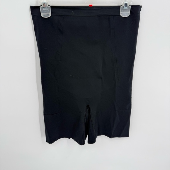 Spanx High Waist Mid Thigh Shaping Short Womens size 2X Black Shapewear nylon - Picture 4 of 8